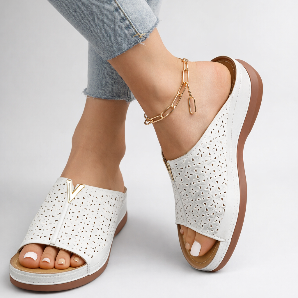 SOLA LEATHER SANDALS