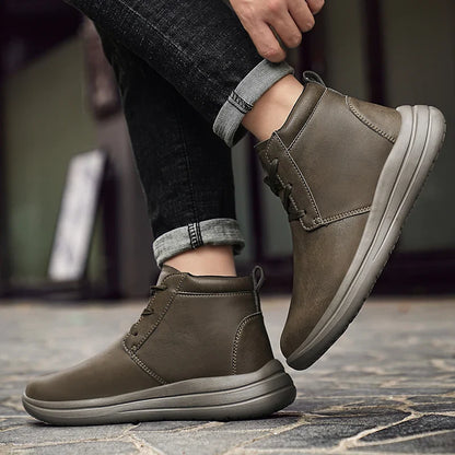 TIBER LEATHER CHUKKA BOOTS